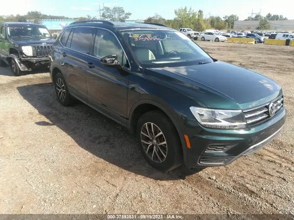 3VV2B7AX0KM149436 2019 VOLKSWAGEN TIGUAN - Image 1