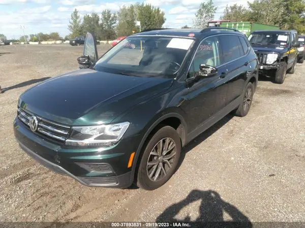 3VV2B7AX0KM149436 2019 VOLKSWAGEN TIGUAN - Image 2