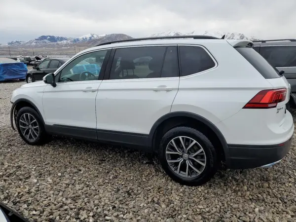 3VV2B7AX0KM182131 2019 VOLKSWAGEN TIGUAN - Image 2
