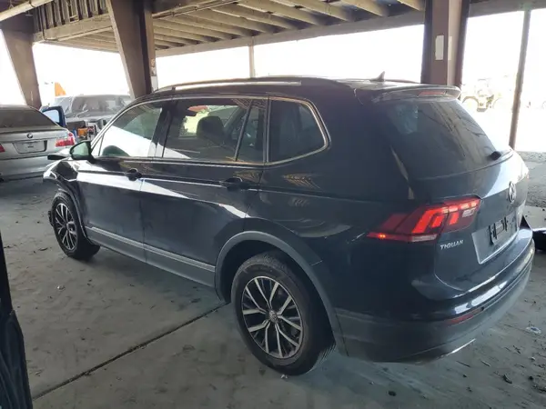 3VV2B7AX0KM190648 2019 VOLKSWAGEN TIGUAN - Image 2