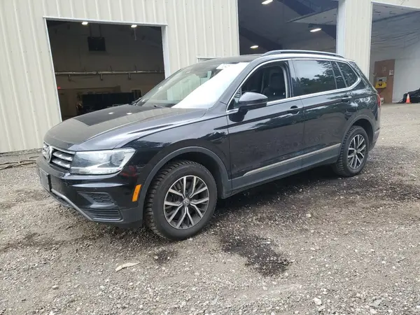 3VV2B7AX0LM010005 2020 VOLKSWAGEN TIGUAN - Image 1