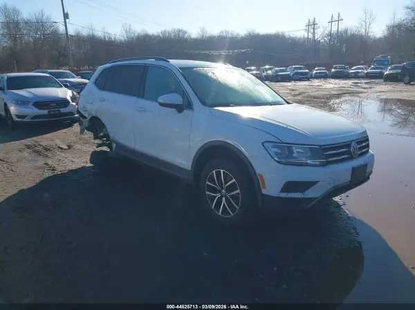 3VV2B7AX0LM054151 2020 VOLKSWAGEN TIGUAN - Image 1