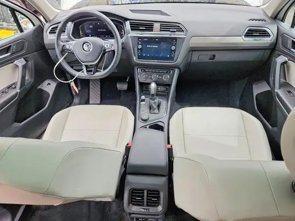 3VV2B7AX0LM083892 2020 VOLKSWAGEN TIGUAN - Image 8
