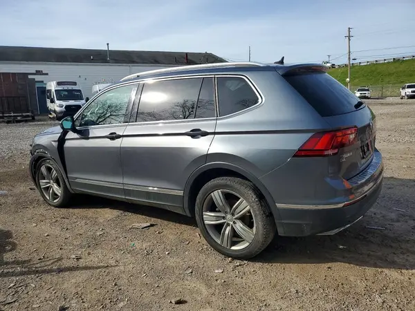 3VV2B7AX0LM084556 2020 VOLKSWAGEN TIGUAN - Image 2