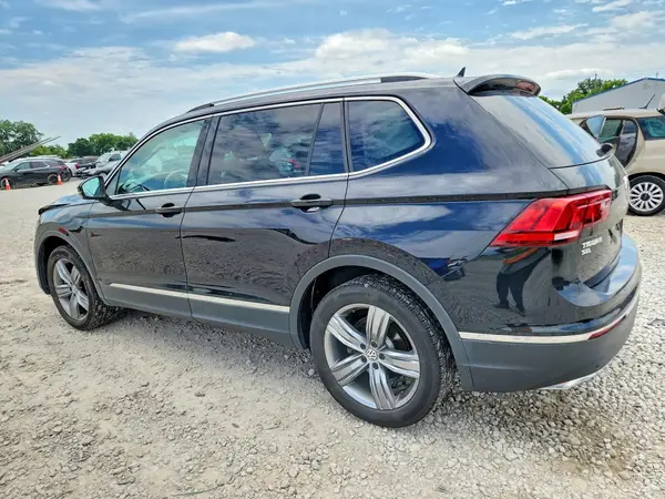 3VV2B7AX0LM104448 2020 VOLKSWAGEN TIGUAN - Image 2