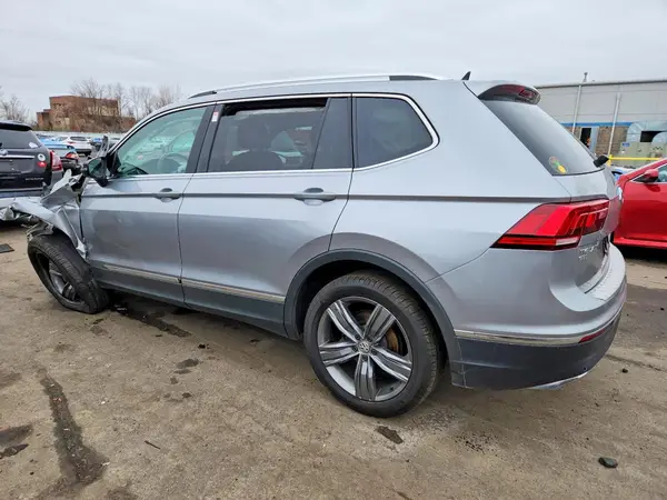 3VV2B7AX0LM116812 2020 VOLKSWAGEN TIGUAN - Image 2