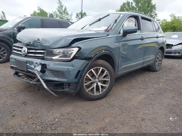 3VV2B7AX0LM124635 2020 VOLKSWAGEN TIGUAN - Image 2