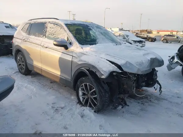 3VV2B7AX0LM134792 2020 VOLKSWAGEN TIGUAN - Image 1