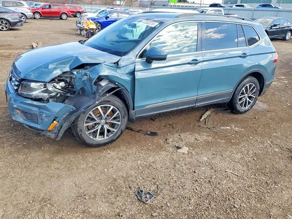 3VV2B7AX0LM170451 2020 VOLKSWAGEN TIGUAN - Image 1