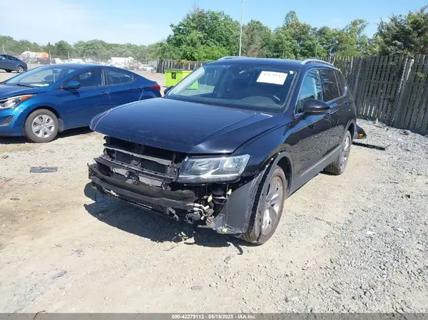 3VV2B7AX0MM027517 2021 VOLKSWAGEN TIGUAN - Image 2