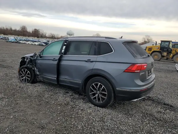 3VV2B7AX0MM084588 2021 VOLKSWAGEN TIGUAN - Image 2