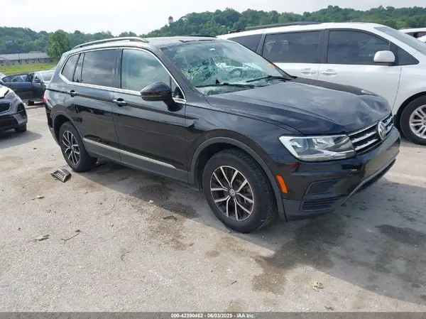 3VV2B7AX0MM088138 2021 VOLKSWAGEN TIGUAN - Image 1