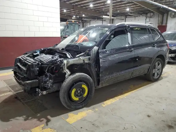 3VV2B7AX0MM115659 2021 VOLKSWAGEN TIGUAN - Image 1