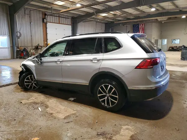 3VV2B7AX0MM118691 2021 VOLKSWAGEN TIGUAN - Image 2