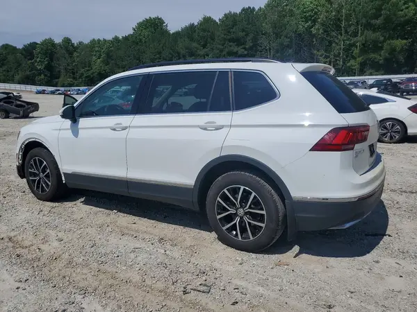 3VV2B7AX0MM152825 2021 VOLKSWAGEN TIGUAN - Image 2