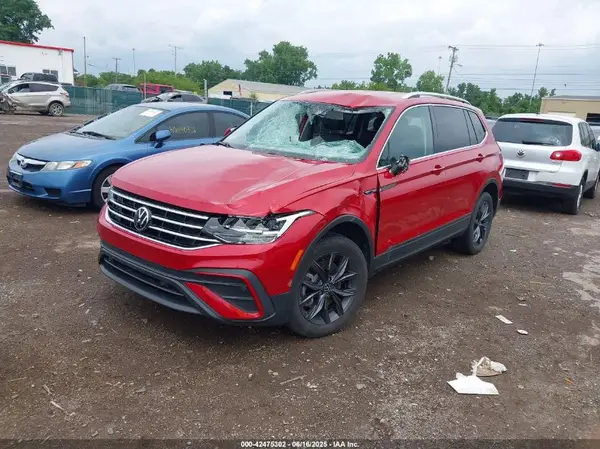 3VV2B7AX0NM020942 2022 VOLKSWAGEN TIGUAN - Image 2
