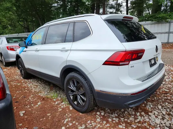 3VV2B7AX0NM029155 2022 VOLKSWAGEN TIGUAN - Image 2