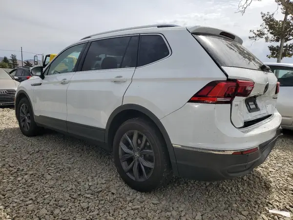 3VV2B7AX0NM125836 2022 VOLKSWAGEN TIGUAN - Image 2