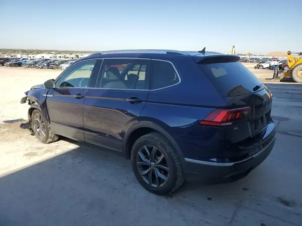 3VV2B7AX0NM129501 2022 VOLKSWAGEN TIGUAN - Image 2