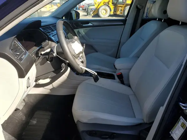 2022 VOLKSWAGEN TIGUAN auction photo 7
