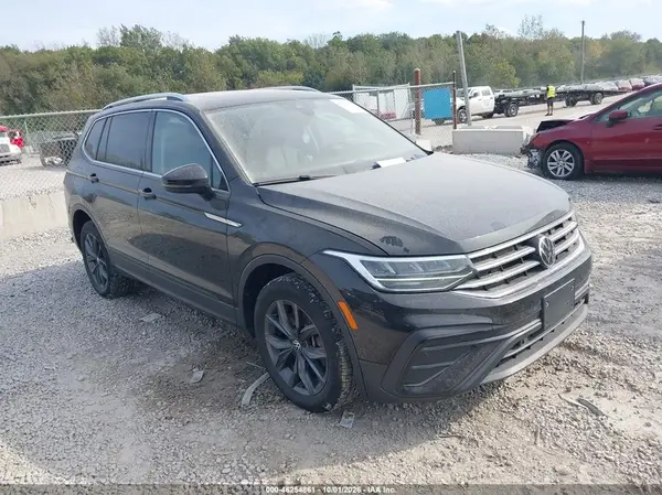 3VV2B7AX0NM145679 2022 VOLKSWAGEN TIGUAN - Image 1