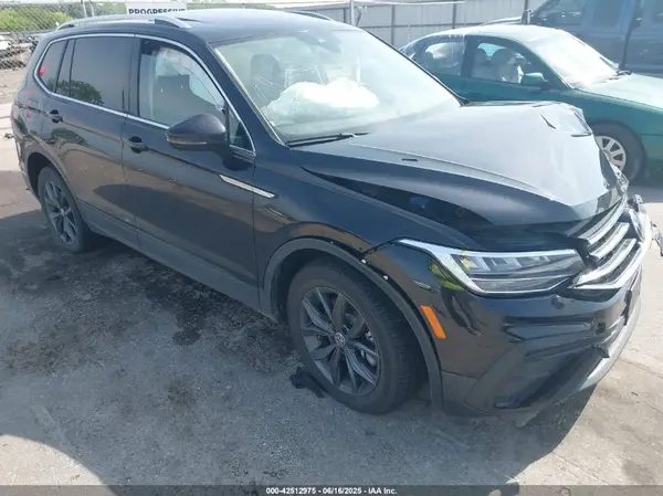 3VV2B7AX0NM146315 2022 VOLKSWAGEN TIGUAN - Image 1