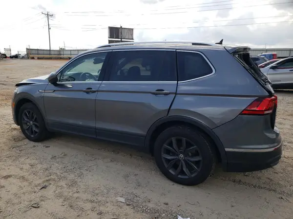 3VV2B7AX0NM172736 2022 VOLKSWAGEN TIGUAN - Image 2
