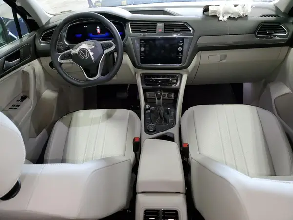 3VV2B7AX0PM124768 2023 VOLKSWAGEN TIGUAN - Image 8