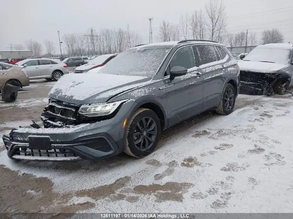 3VV2B7AX0RM125633 2024 VOLKSWAGEN TIGUAN - Image 2