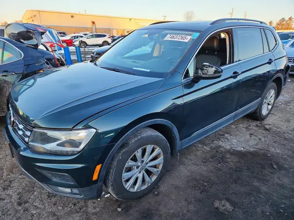 3VV2B7AX1JM013749 2018 VOLKSWAGEN TIGUAN - Image 1