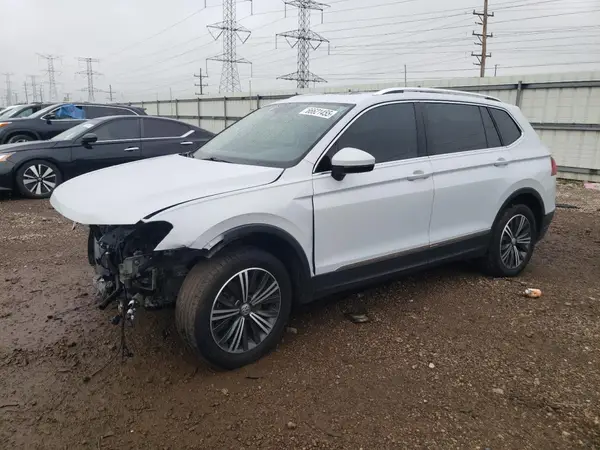 3VV2B7AX1JM017963 2018 VOLKSWAGEN TIGUAN - Image 1