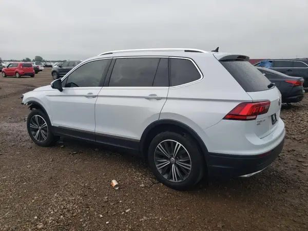 3VV2B7AX1JM017963 2018 VOLKSWAGEN TIGUAN - Image 2