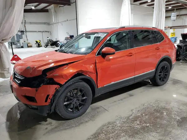 3VV2B7AX1JM026405 2018 VOLKSWAGEN TIGUAN - Image 1