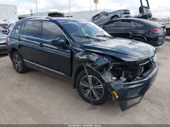 3VV2B7AX1JM031135 2018 VOLKSWAGEN TIGUAN