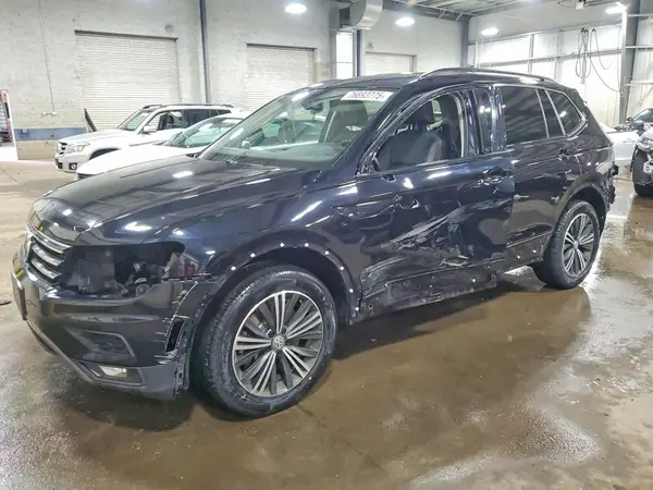 3VV2B7AX1JM036562 2018 VOLKSWAGEN TIGUAN - Image 1