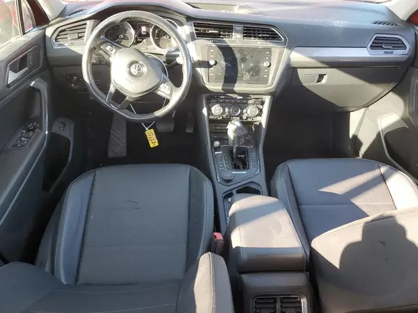 3VV2B7AX1JM075779 2018 VOLKSWAGEN TIGUAN - Image 8
