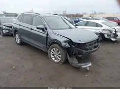 3VV2B7AX1JM094199 2018 VOLKSWAGEN TIGUAN