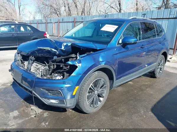 3VV2B7AX1JM120669 2018 VOLKSWAGEN TIGUAN - Image 2