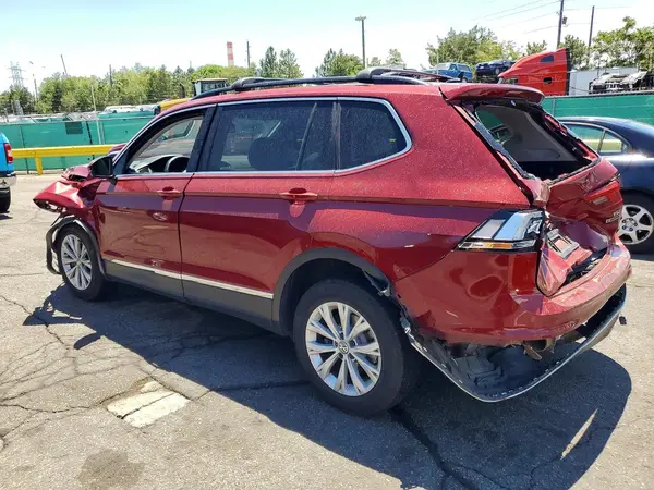 3VV2B7AX1JM130392 2018 VOLKSWAGEN TIGUAN - Image 2