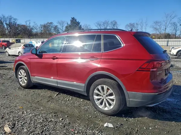 3VV2B7AX1JM133504 2018 VOLKSWAGEN TIGUAN - Image 2