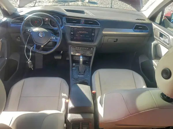3VV2B7AX1JM133504 2018 VOLKSWAGEN TIGUAN - Image 8