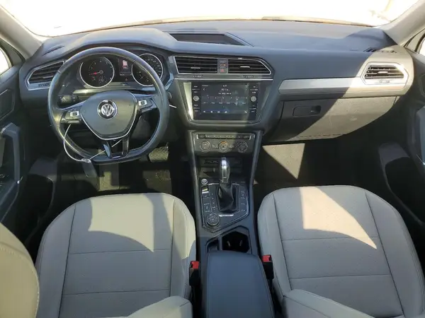 3VV2B7AX1JM138847 2018 VOLKSWAGEN TIGUAN - Image 8