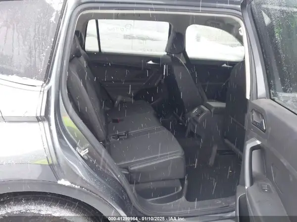 3VV2B7AX1JM142848 2018 VOLKSWAGEN TIGUAN - Image 8