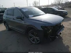 3VV2B7AX1JM146723 2018 VOLKSWAGEN TIGUAN