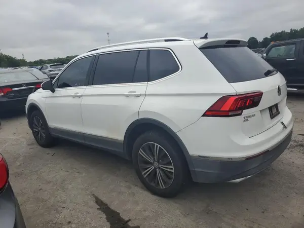 3VV2B7AX1JM168320 2018 VOLKSWAGEN TIGUAN - Image 2