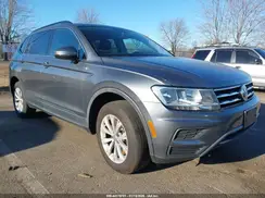 3VV2B7AX1KM019066 2019 VOLKSWAGEN TIGUAN
