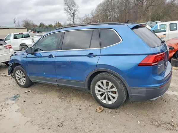 3VV2B7AX1KM033548 2019 VOLKSWAGEN TIGUAN - Image 2