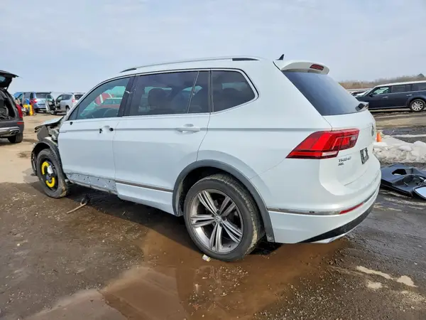 3VV2B7AX1KM038765 2019 VOLKSWAGEN TIGUAN - Image 2