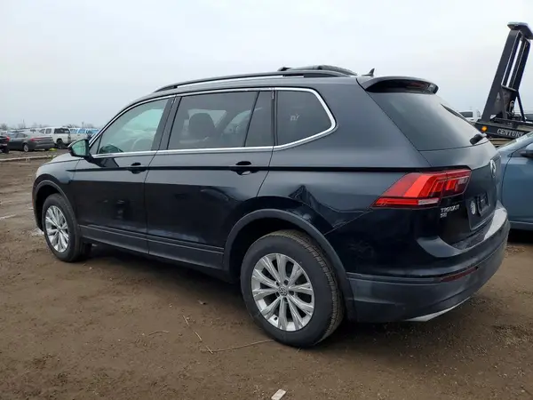 3VV2B7AX1KM050429 2019 VOLKSWAGEN TIGUAN - Image 2