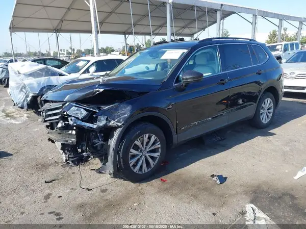 3VV2B7AX1KM090123 2019 VOLKSWAGEN TIGUAN - Image 2